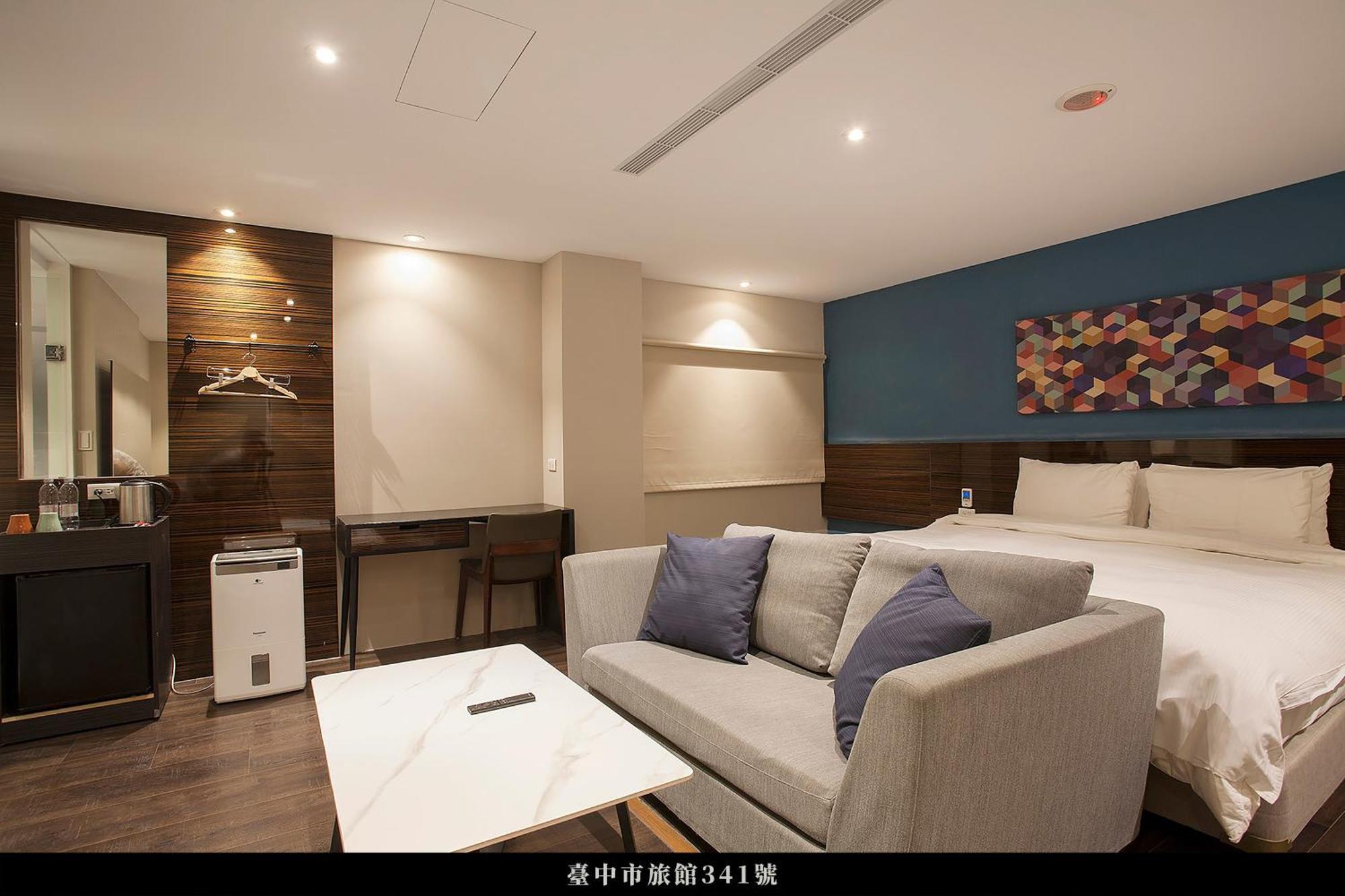 P&F Hotel Taichung Exterior photo